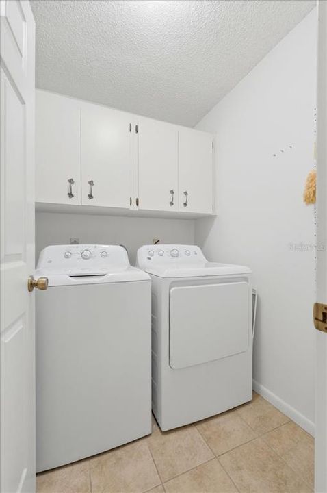 Active With Contract: $249,000 (2 beds, 2 baths, 1526 Square Feet)