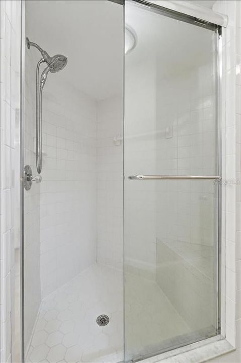 Active With Contract: $249,000 (2 beds, 2 baths, 1526 Square Feet)
