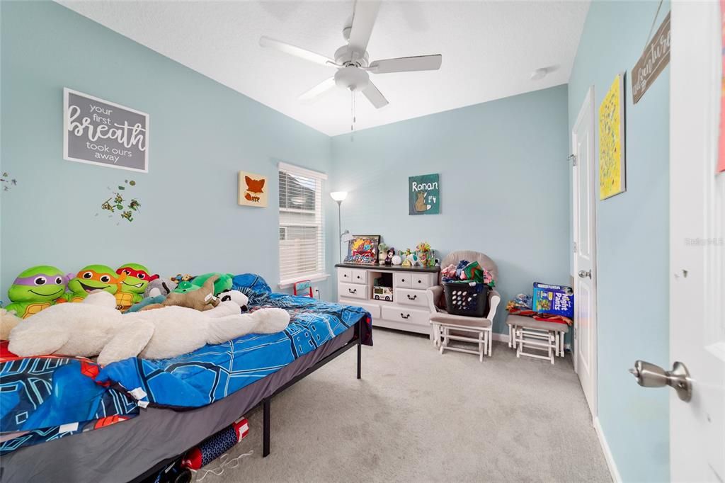 Active With Contract: $235,000 (3 beds, 2 baths, 1548 Square Feet)