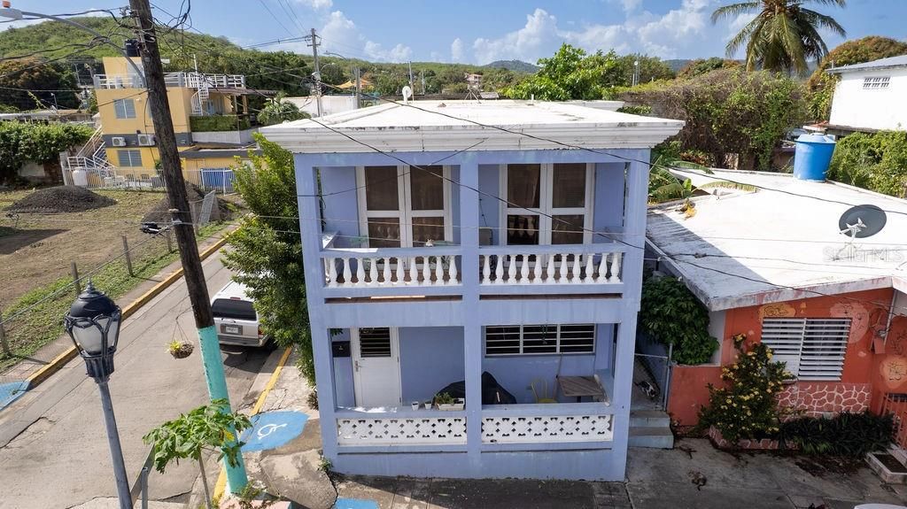 На продажу: $650,000 (4 спален, 3 ванн, 1964 Квадратных фут)