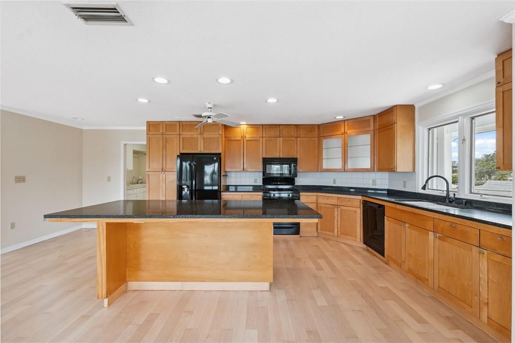 En Venta: $1,859,900 (4 camas, 4 baños, 3412 Pies cuadrados)