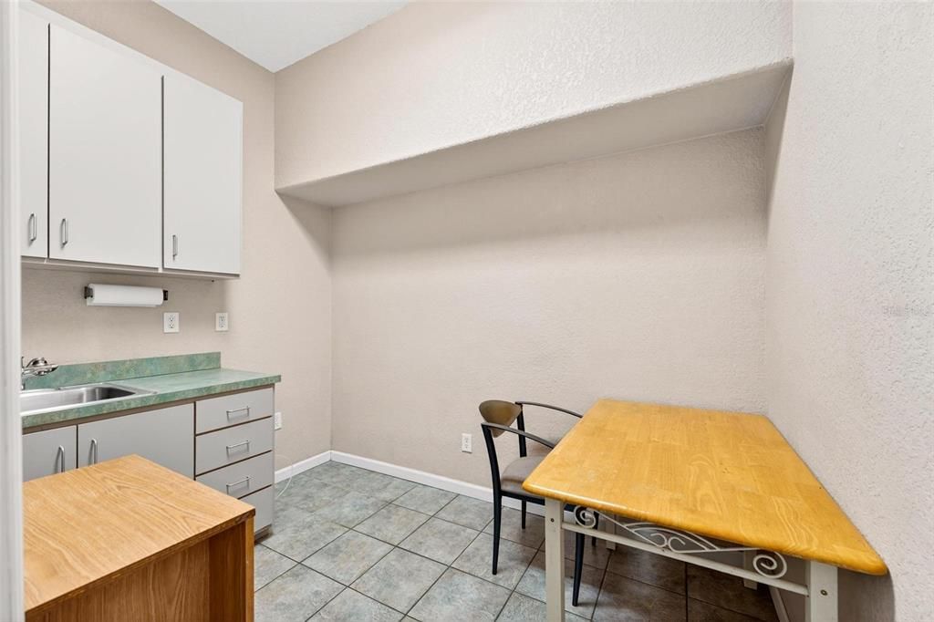 For Sale: $500,000 (0 beds, 0 baths, 1950 Square Feet)