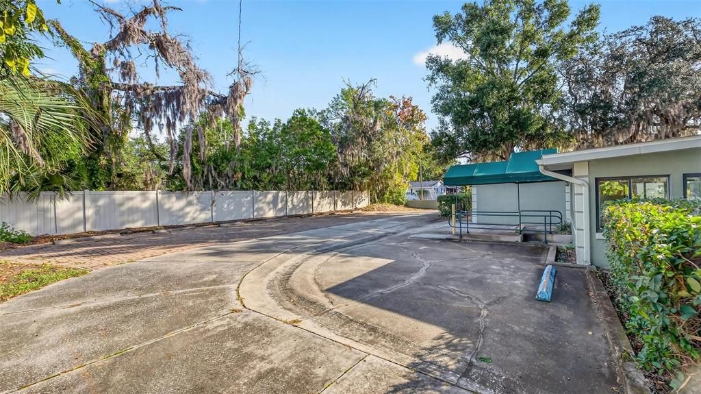 For Sale: $500,000 (0 beds, 0 baths, 1950 Square Feet)