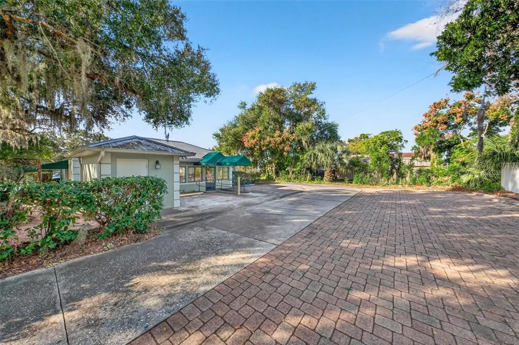 For Sale: $500,000 (0 beds, 0 baths, 1950 Square Feet)
