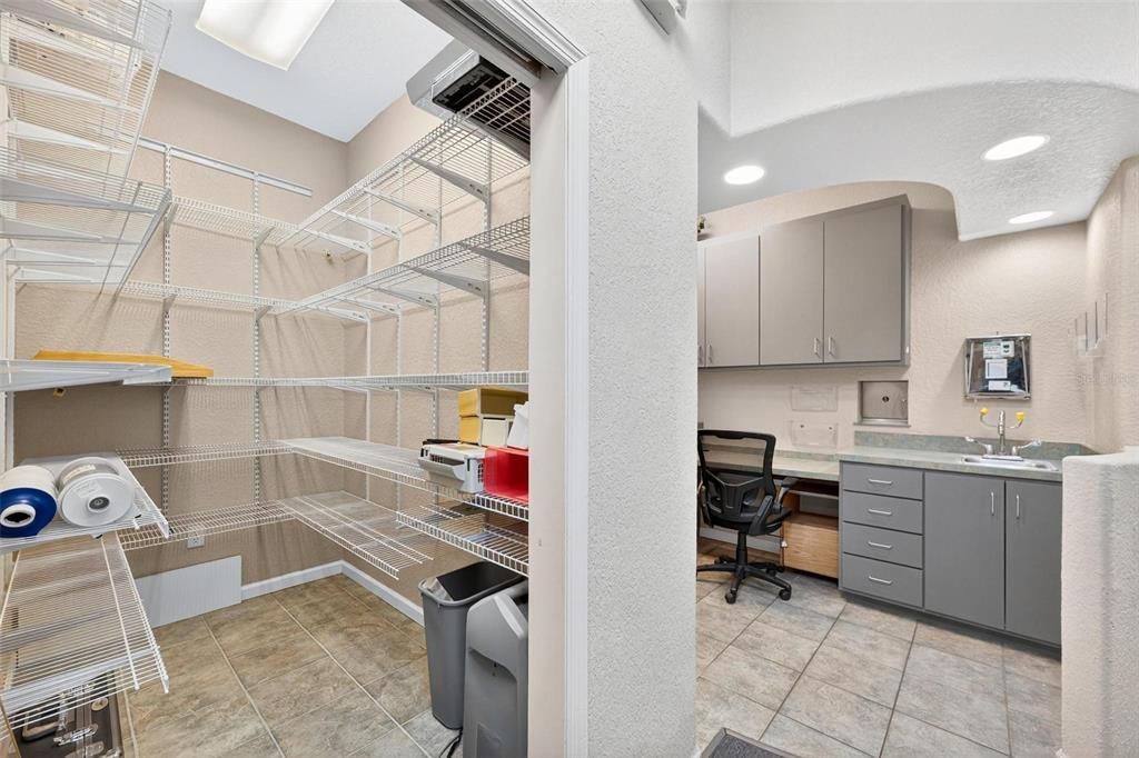 For Sale: $500,000 (0 beds, 0 baths, 1950 Square Feet)