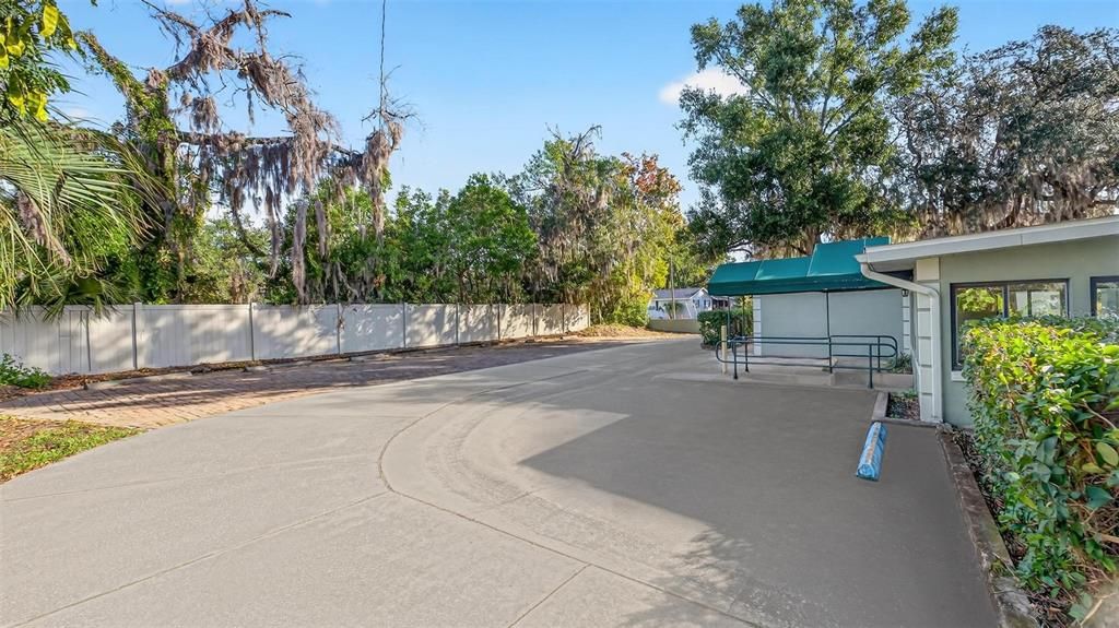 For Sale: $500,000 (0 beds, 0 baths, 1950 Square Feet)