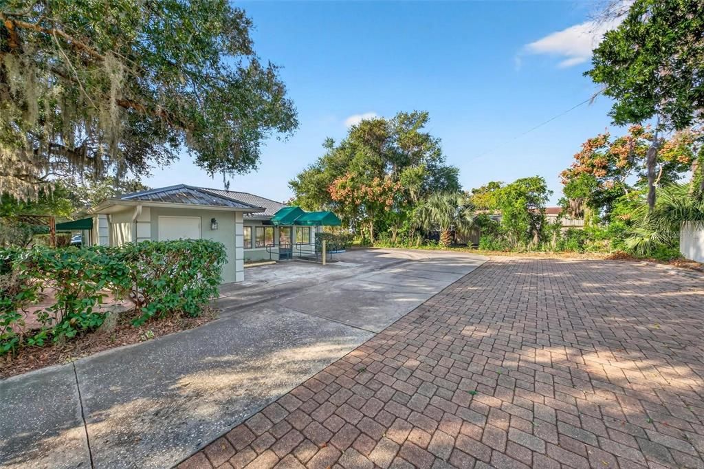 For Sale: $500,000 (0 beds, 0 baths, 1950 Square Feet)