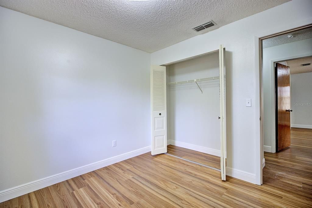 待售: $245,000 (3 贝兹, 2 浴室, 1480 平方英尺)