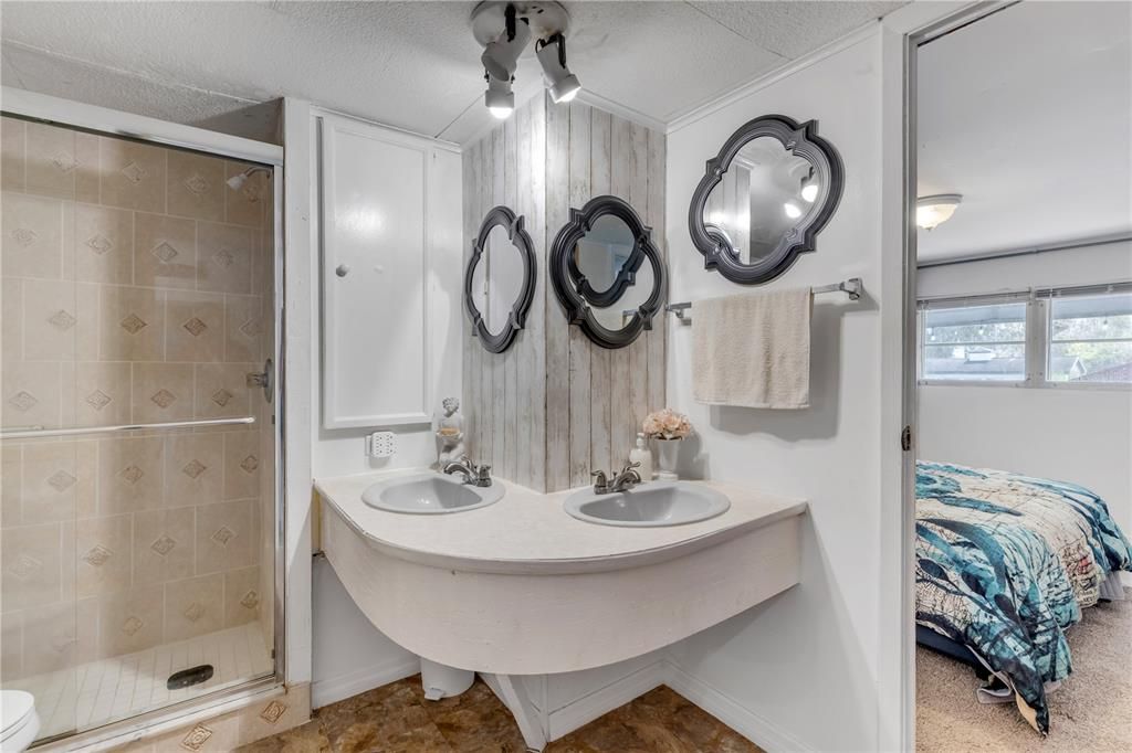 На продажу: $434,000 (3 спален, 3 ванн, 1370 Квадратных фут)