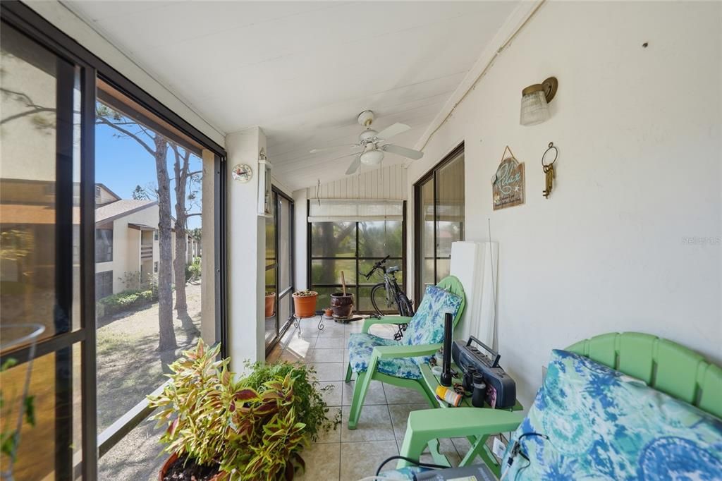 En Venta: $169,900 (2 camas, 2 baños, 921 Pies cuadrados)