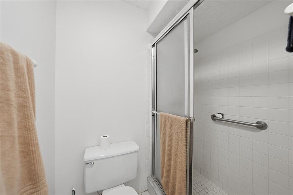 En Venta: $169,900 (2 camas, 2 baños, 921 Pies cuadrados)