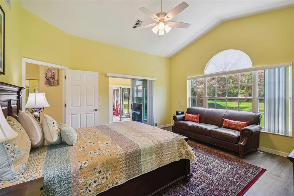 For Rent: $2,650 (3 beds, 2 baths, 2300 Square Feet)