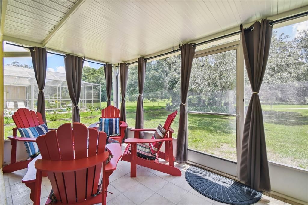 For Rent: $2,650 (3 beds, 2 baths, 2300 Square Feet)