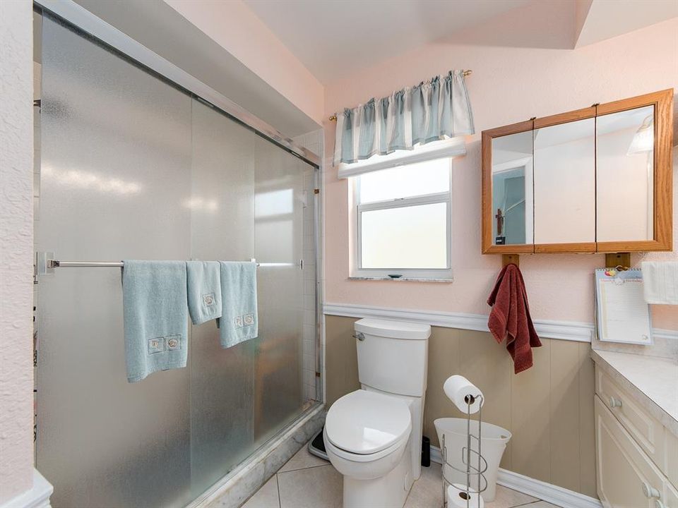 На продажу: $579,900 (3 спален, 2 ванн, 1680 Квадратных фут)