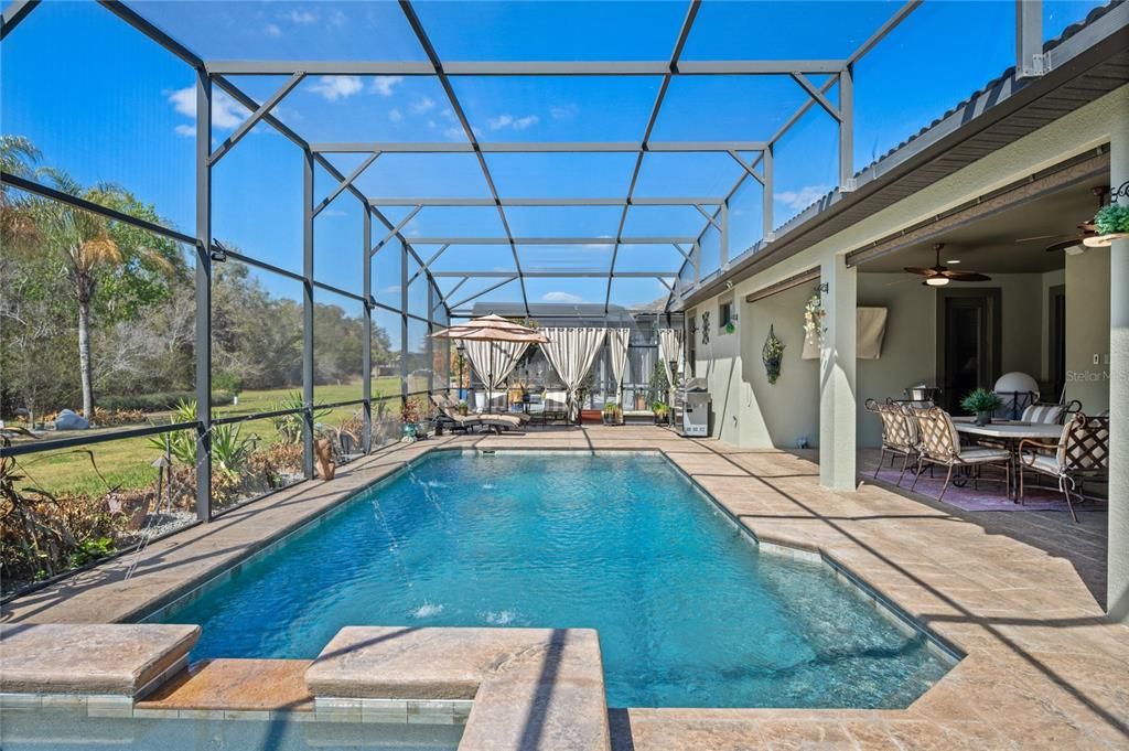 En Venta: $655,000 (4 camas, 3 baños, 3255 Pies cuadrados)