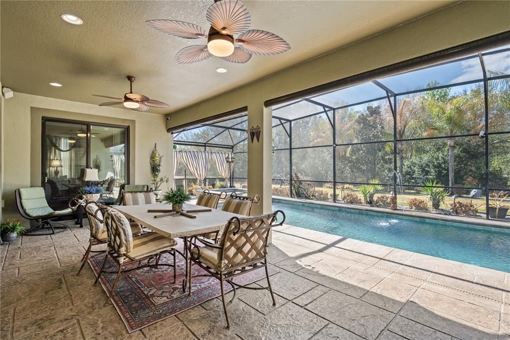 En Venta: $655,000 (4 camas, 3 baños, 3255 Pies cuadrados)