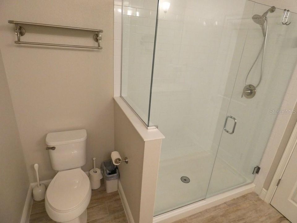 For Sale: $390,000 (3 beds, 2 baths, 1667 Square Feet)