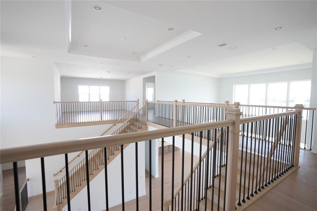 For Sale: $2,989,000 (5 beds, 6 baths, 6706 Square Feet)