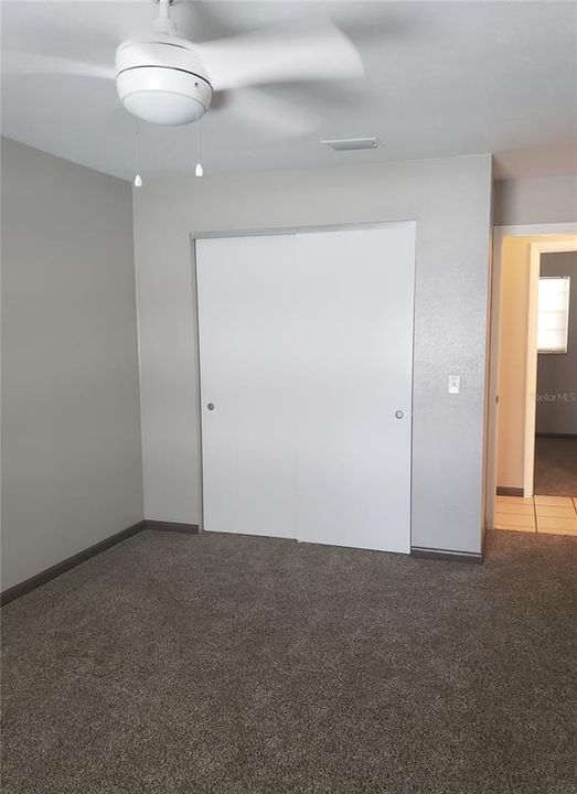 For Rent: $1,200 (2 beds, 1 baths, 976 Square Feet)