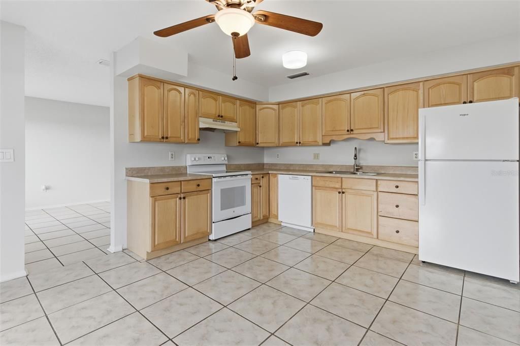 En Venta: $209,000 (2 camas, 1 baños, 1144 Pies cuadrados)