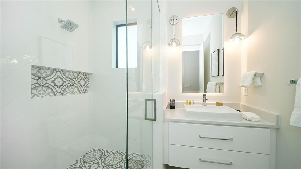 For Sale: $3,550,000 (4 beds, 4 baths, 2950 Square Feet)