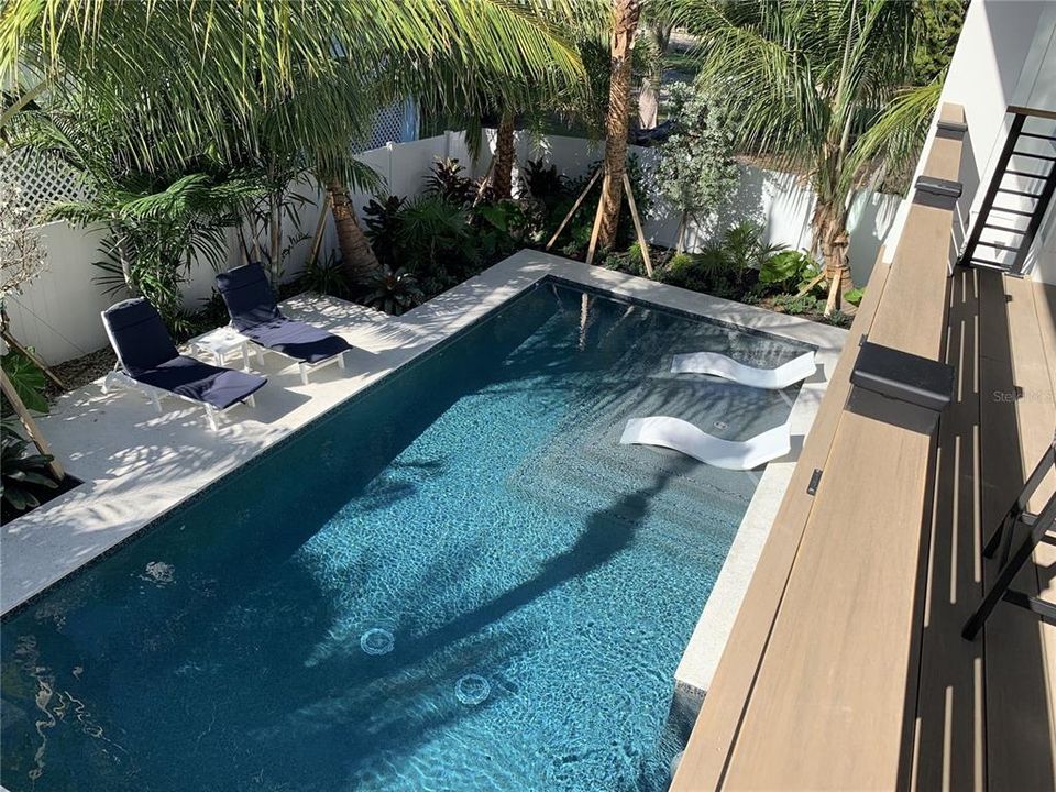 For Sale: $3,550,000 (4 beds, 4 baths, 2950 Square Feet)