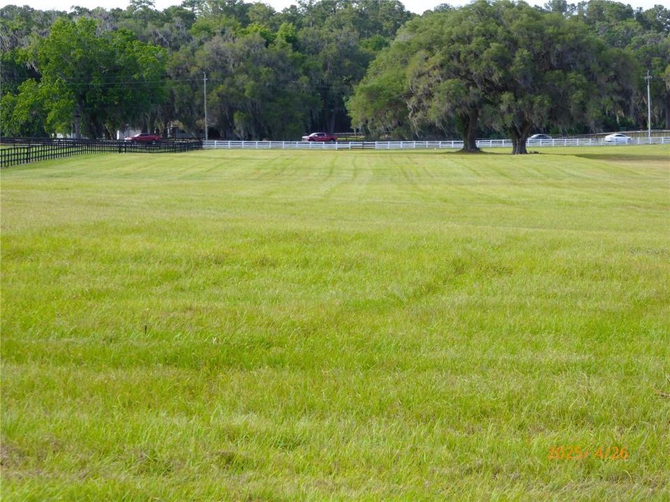 待售: $4,000,000 (67.02 acres)
