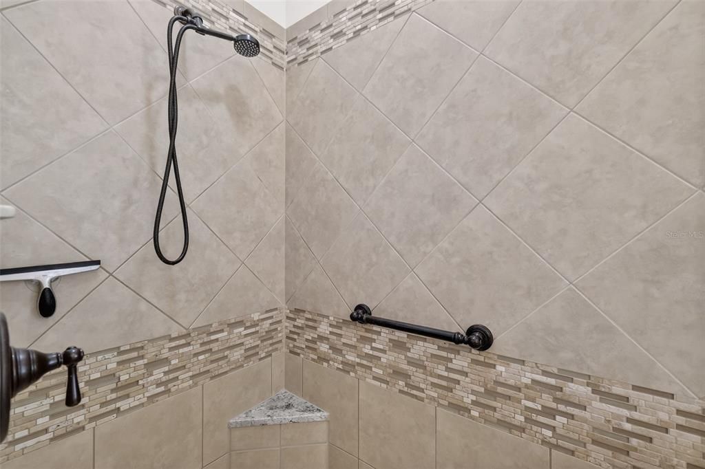 Active With Contract: $457,500 (3 beds, 2 baths, 1675 Square Feet)