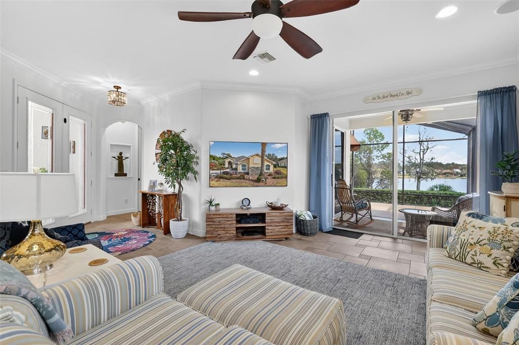 Active With Contract: $457,500 (3 beds, 2 baths, 1675 Square Feet)