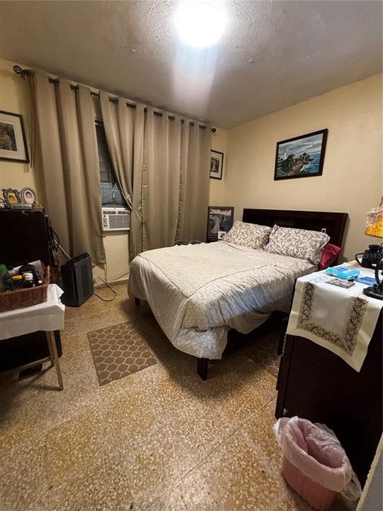 En Venta: $230,000 (3 camas, 1 baños, 1200 Pies cuadrados)