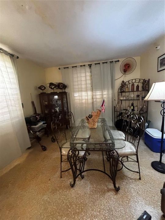 En Venta: $230,000 (3 camas, 1 baños, 1200 Pies cuadrados)