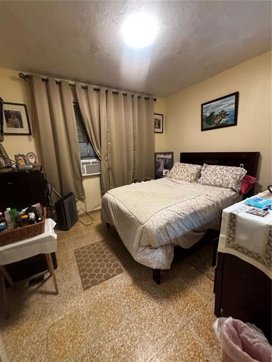 En Venta: $230,000 (3 camas, 1 baños, 1200 Pies cuadrados)