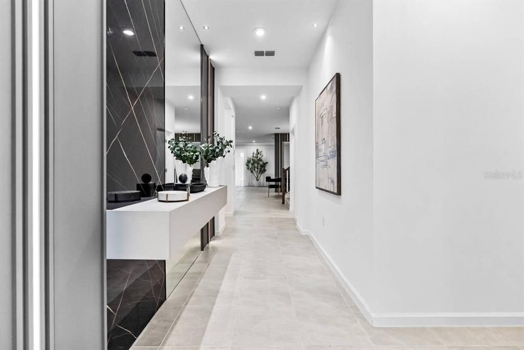 En Venta: $1,450,000 (9 camas, 6 baños, 4363 Pies cuadrados)