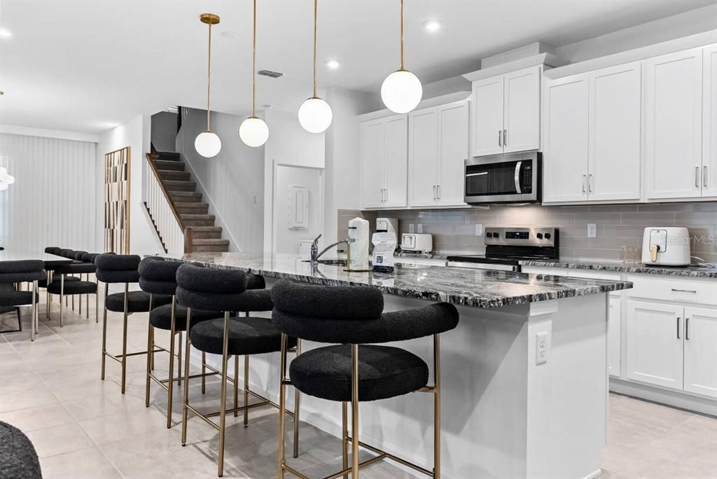 En Venta: $1,450,000 (9 camas, 6 baños, 4363 Pies cuadrados)