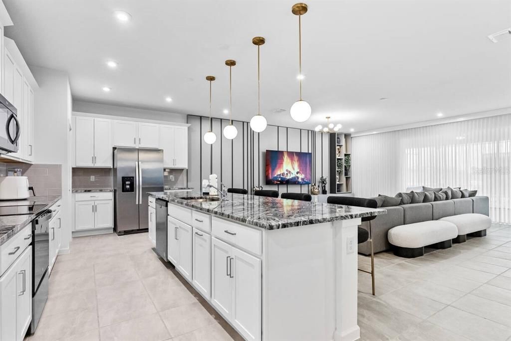 En Venta: $1,450,000 (9 camas, 6 baños, 4363 Pies cuadrados)