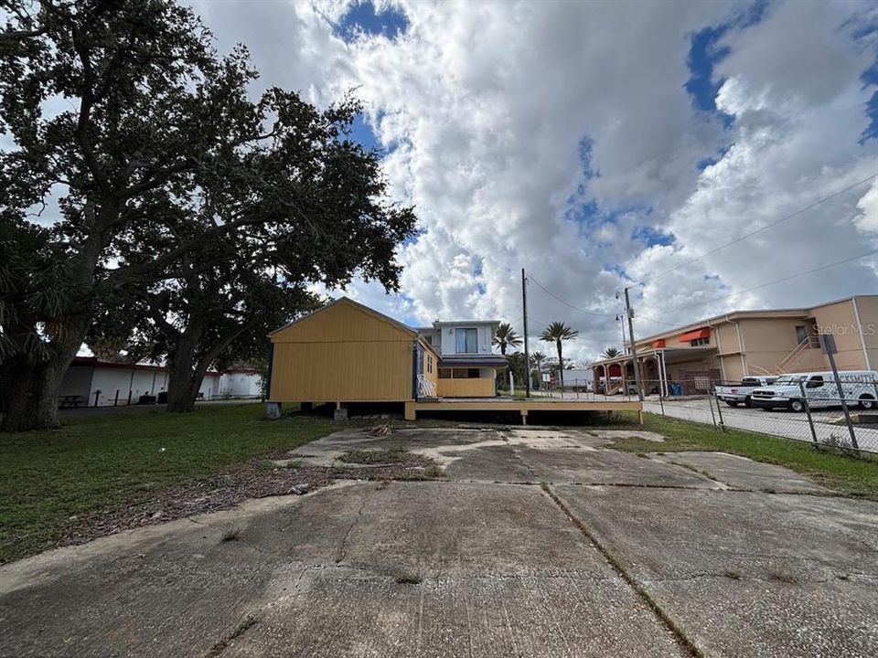 En Venta: $399,900 (0 camas, 0 baños, 3594 Pies cuadrados)