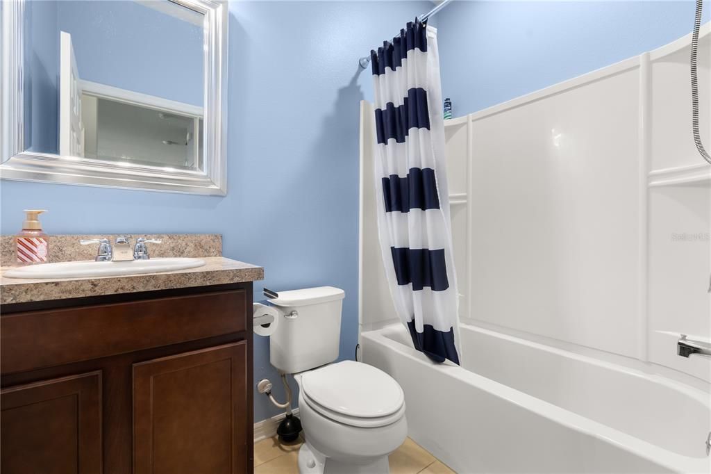 For Sale: $749,000 (5 beds, 3 baths, 2564 Square Feet)