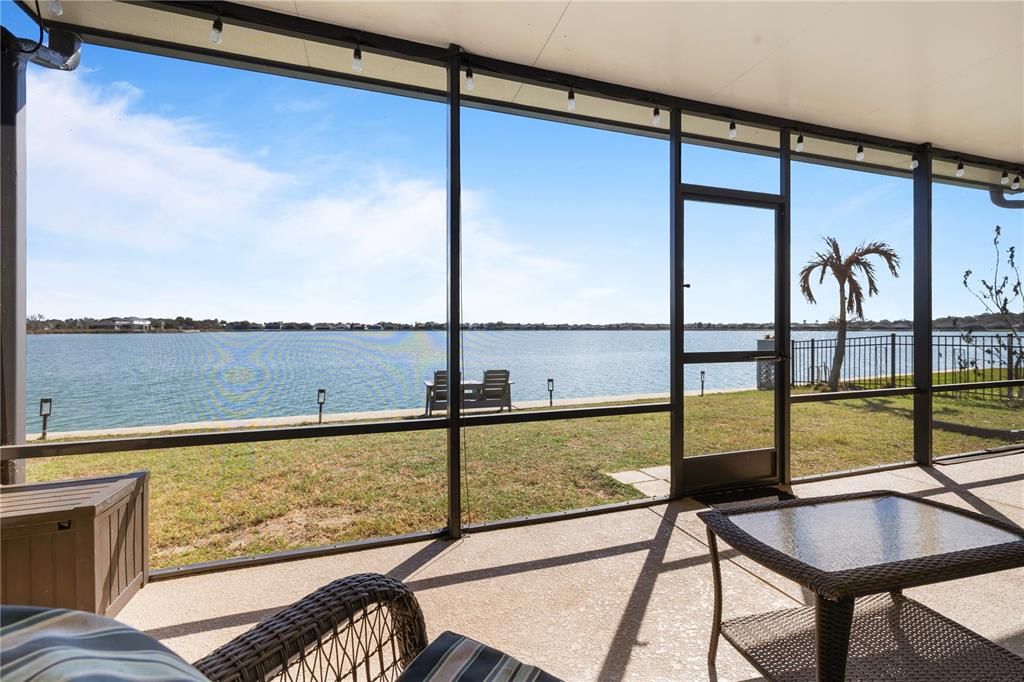 For Sale: $749,000 (5 beds, 3 baths, 2564 Square Feet)