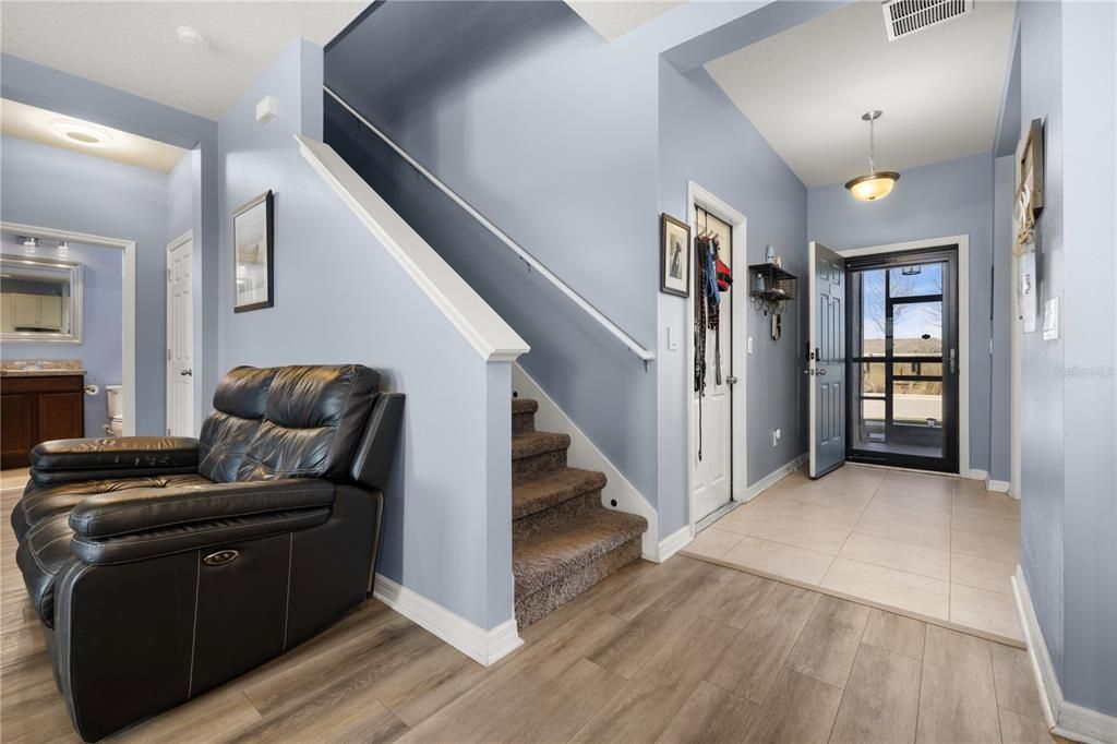 For Sale: $749,000 (5 beds, 3 baths, 2564 Square Feet)