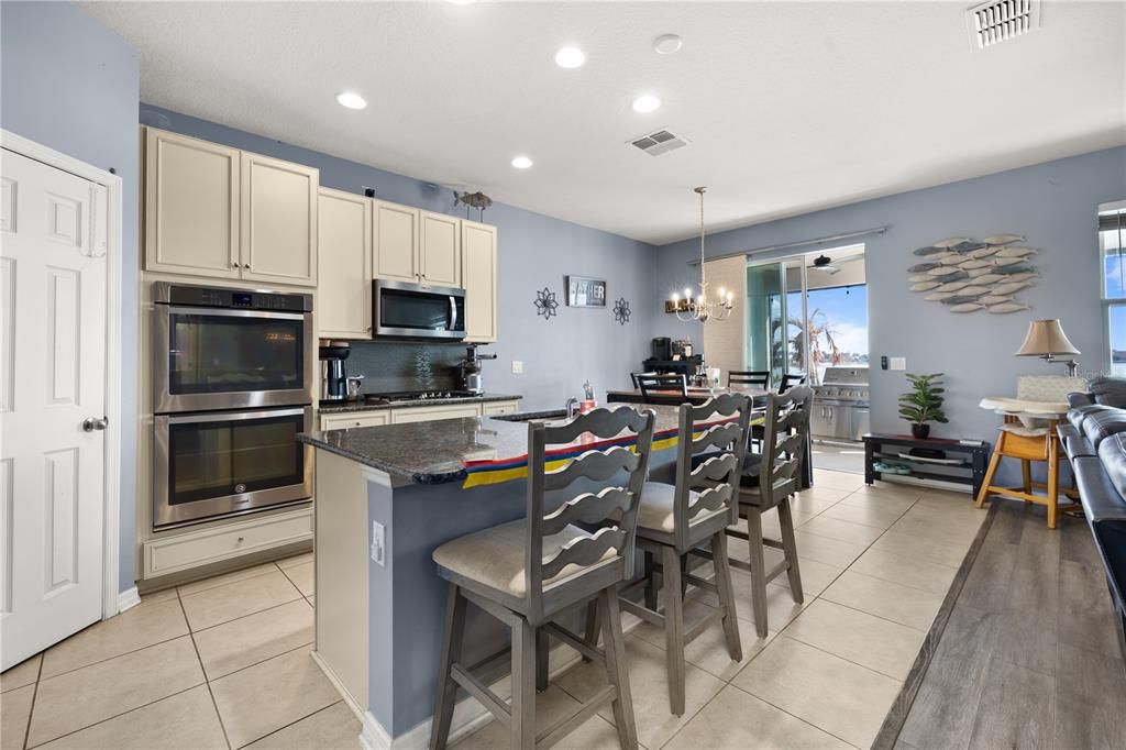 For Sale: $749,000 (5 beds, 3 baths, 2564 Square Feet)