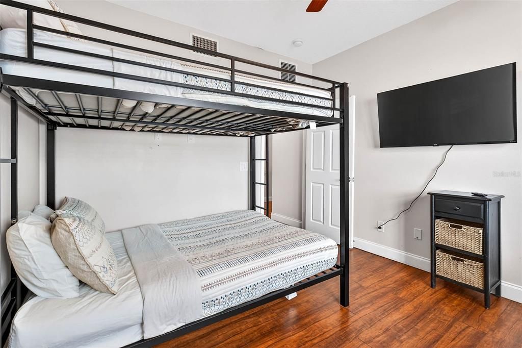 En Venta: $3,999,900 (16 camas, 0 baños, 7500 Pies cuadrados)