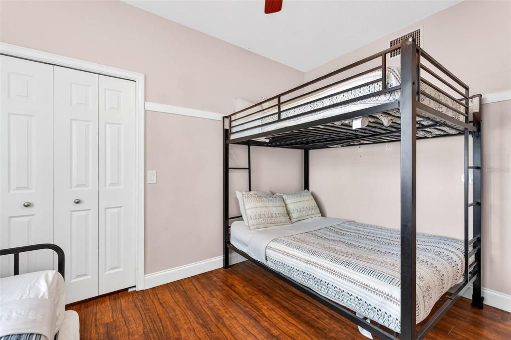 En Venta: $3,999,900 (16 camas, 0 baños, 7500 Pies cuadrados)