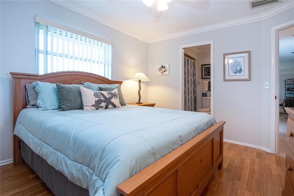 Active With Contract: $624,000 (3 beds, 2 baths, 1367 Square Feet)