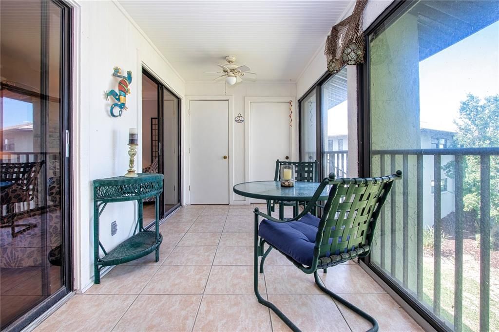 Active With Contract: $624,000 (3 beds, 2 baths, 1367 Square Feet)