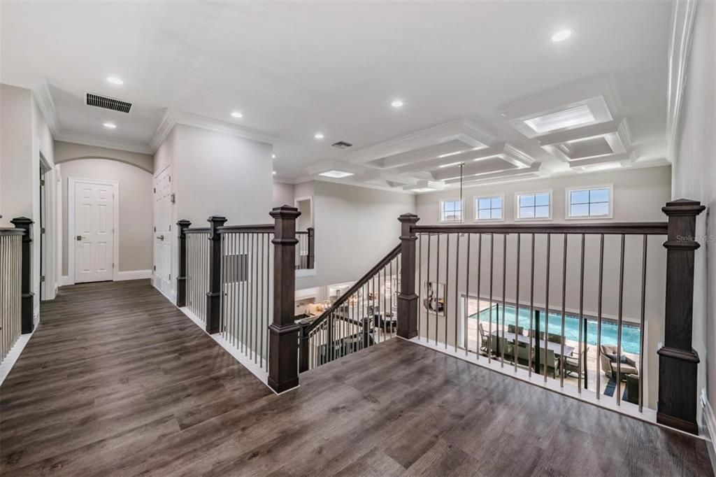 Activo con contrato: $1,099,999 (4 camas, 4 baños, 4185 Pies cuadrados)