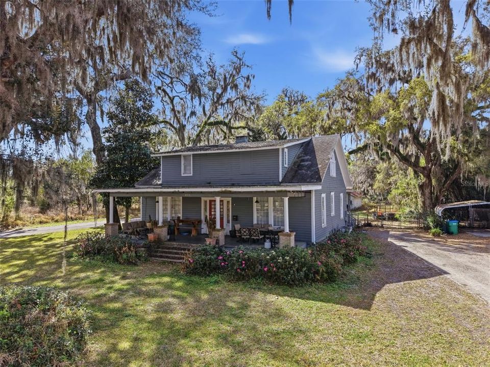 For Sale: $260,000 (4 beds, 1 baths, 2600 Square Feet)