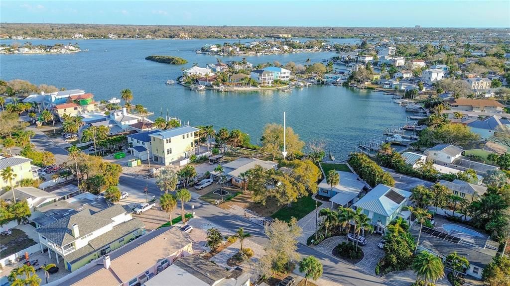 En Venta: $869,000 (2 camas, 1 baños, 1080 Pies cuadrados)