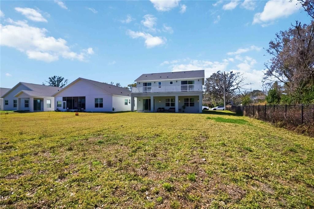 For Sale: $557,000 (5 beds, 2 baths, 2328 Square Feet)