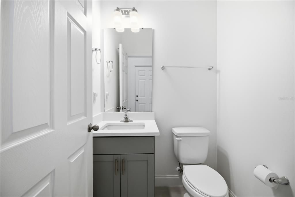 For Sale: $557,000 (5 beds, 2 baths, 2328 Square Feet)