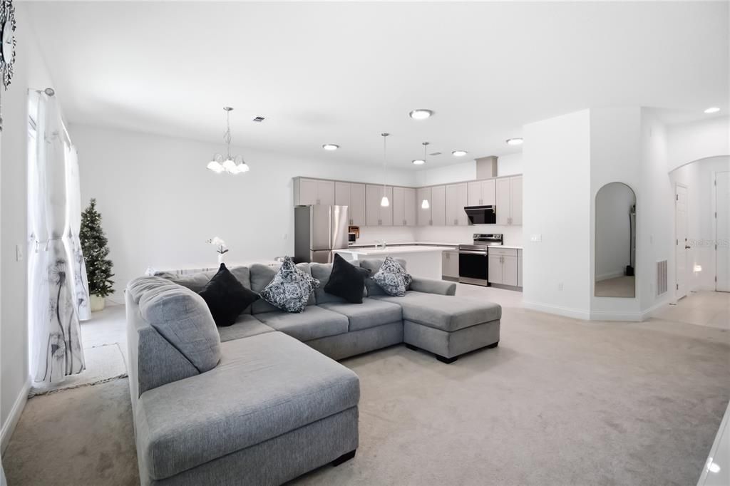 For Sale: $557,000 (5 beds, 2 baths, 2328 Square Feet)